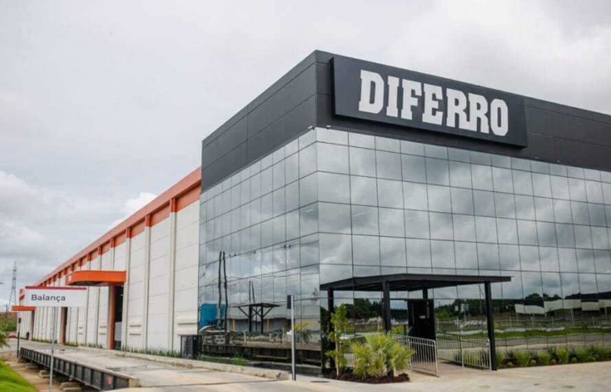 Uma das maiores distribuidoras de aços especiais do Sul do Brasil, realiza palestra internacional em sua unidade de Araquari – SC