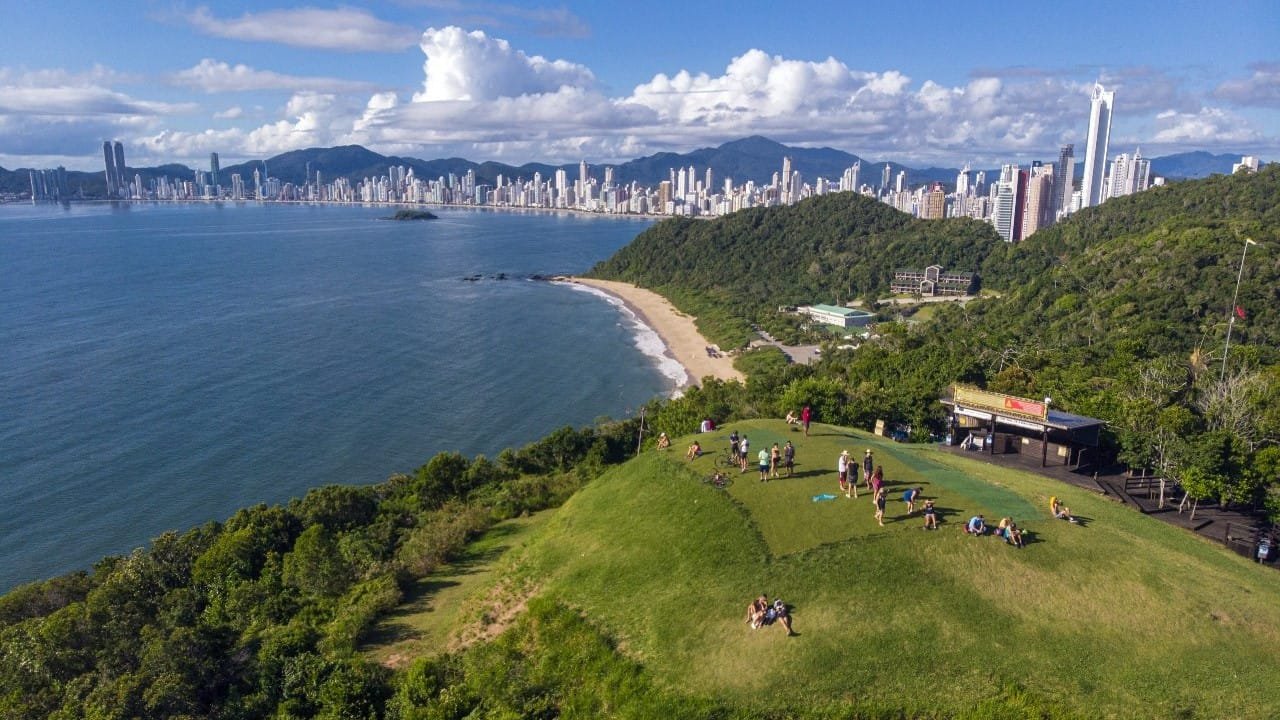 Desenvolvimento Urbano,Morro do Careca,Balneário Camboriú,Volare Empreendimentos