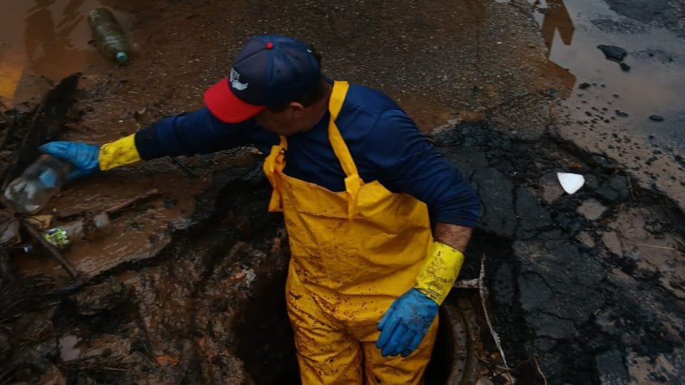 Secretaria de Obras,Avenida Martin Luther,Rua Itália,Bairro das Nações .,alagamentos