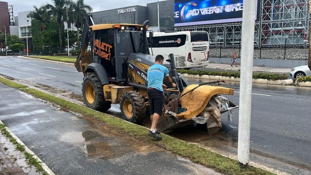 Obras,bairros,infraestrutura,manutenções,recuperação,chuva,força tarefa,serviços públicos