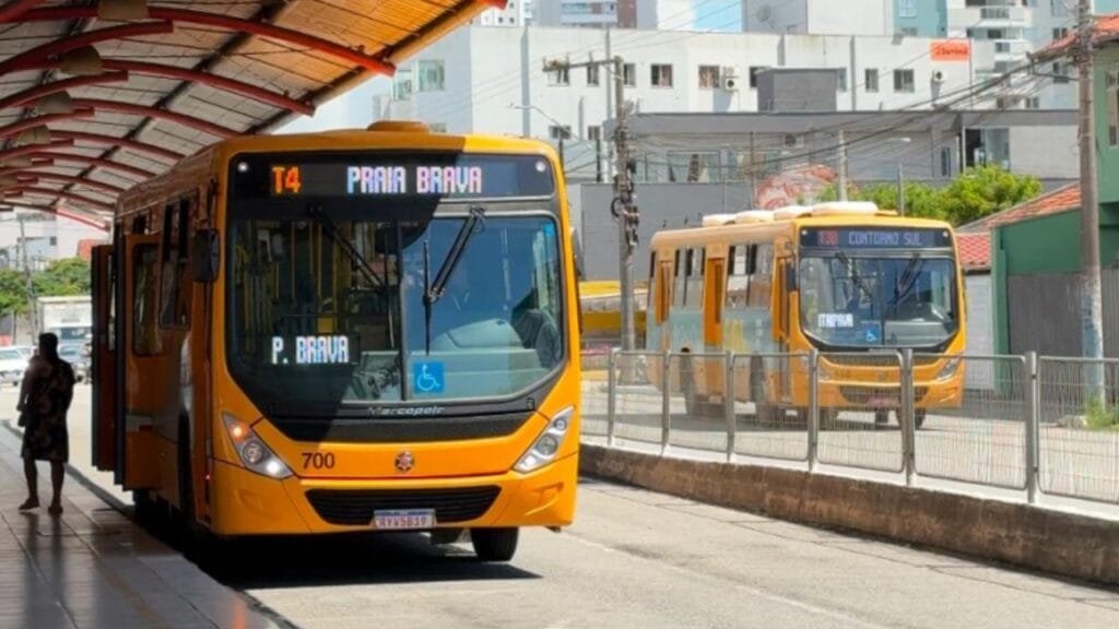 Sistema de Ônibus Local,tarifa única diária,passe diário,mobilidade,CliveBus,transporte público,Itajaí,aplicativo de transporte,planejamento de viagens,horários de ônibus,acessibilidade