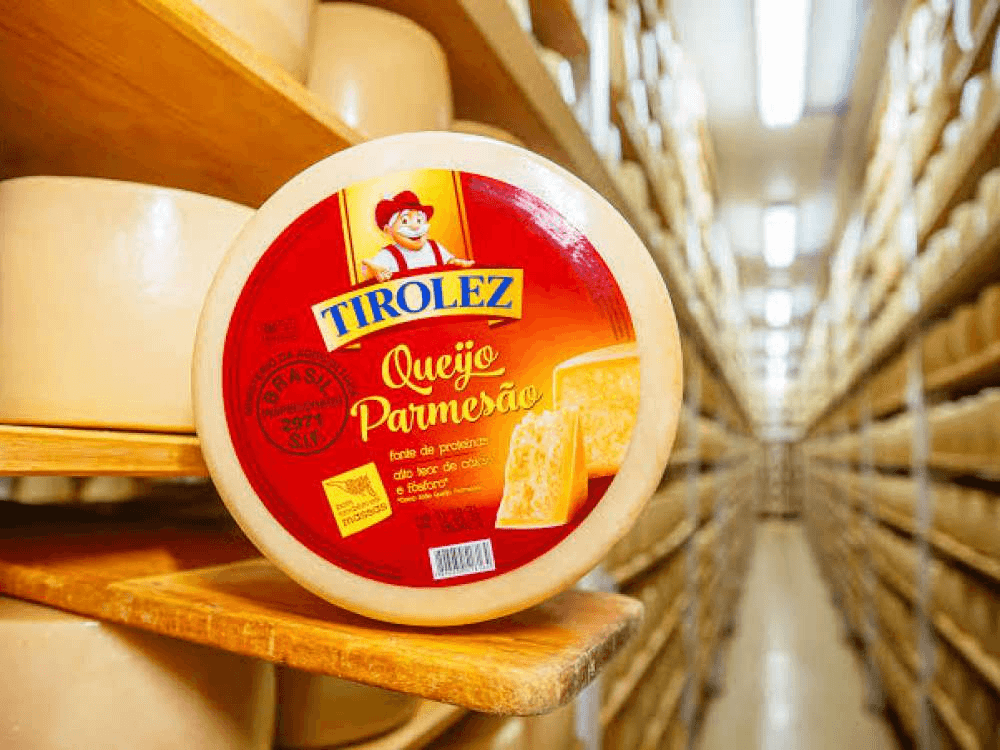Tirolez,Brasil,indústrias,empregos,queijos,Santa Catarina,CLT,Plano Saúde,Vale-Alimentação