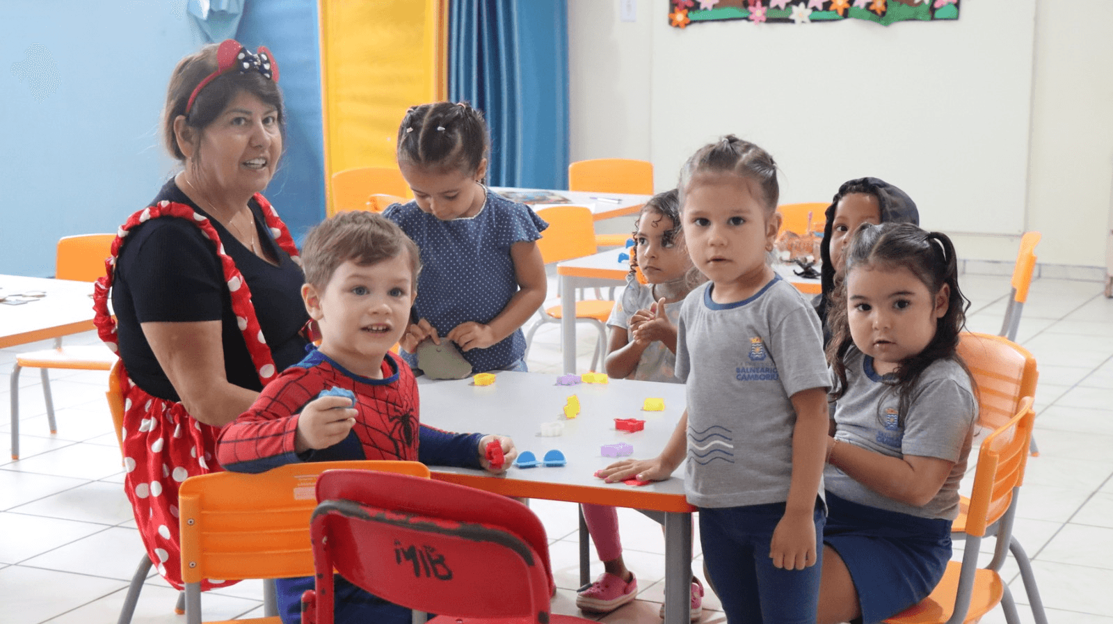 transferências escolares,rede municipal de ensino,zoneamento escolar,Secretaria de Educação,Balneário Camboriú.
