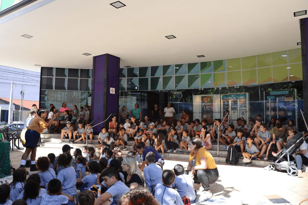 Lei Municipal de Incentivo à Cultura,Balneário Camboriú,LIC 2025,recursos públicos,patrocínio cultural,Fundo Municipal de Cultura,Edital LIC nº 015/2024,inscrições gratuitas,1Doc,documentação exigida,Fundação Cultural,intérprete de Libras,deficiência auditiva,patrocínio,cultura