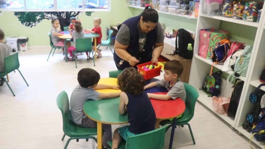 Fila Única,Balneário Camboriú,creche,Secretaria de Educação,Maria Ester Menegasso,matrícula,documentação,Rua Camboriú,Bairro dos Municípios,convocação,crianças,vagas gratuitas,declaração vacinal,comprovante de residência,site oficial