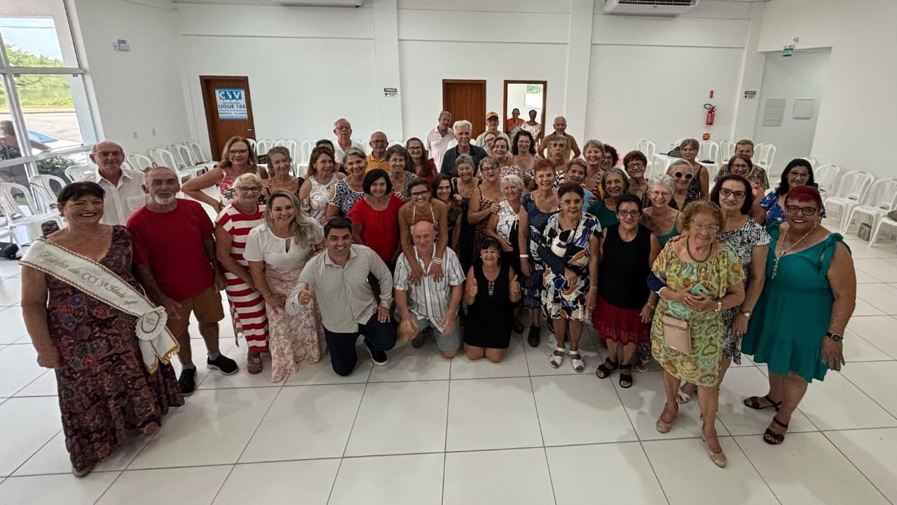 Secretaria do Idoso,Itapema,Meia Praia,Centro de Convivência,Alexandre Xepa,Gabi Nascimento,CALAS,baile,bingo,hidroginástica,socialização,saúde,bem-estar,atividades recreativas,terceira idade