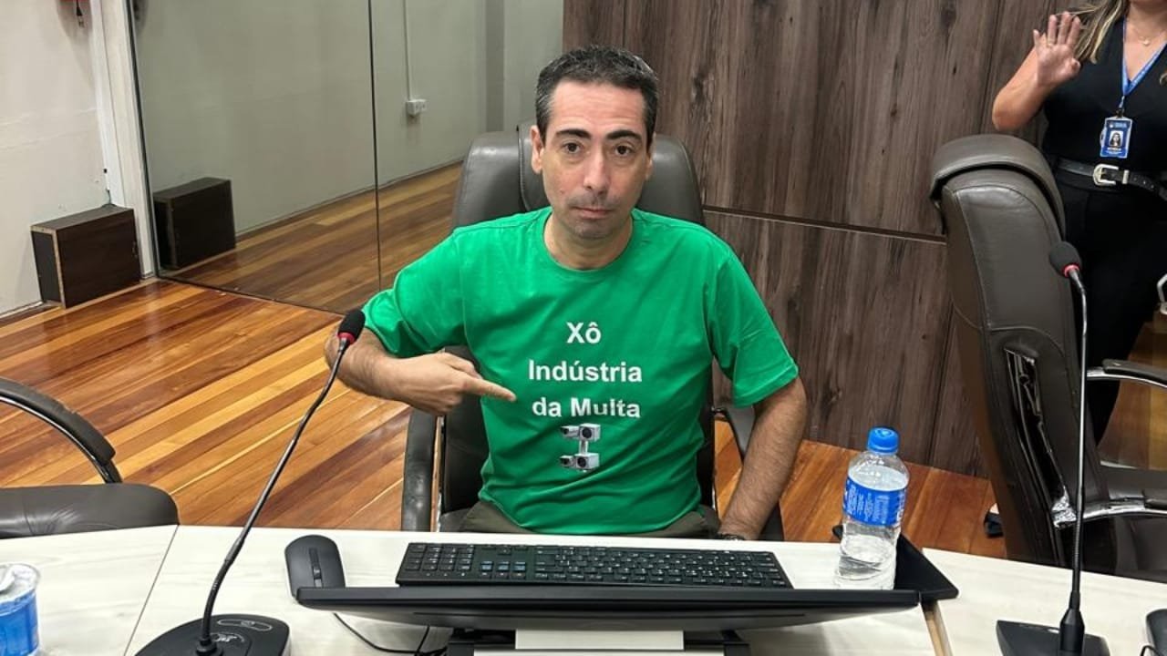 Câmara de Balneário Camboriú,BC Trânsito,veto executivo,câmeras OCR,multas de trânsito,fiscalização,vereador Marcelo Achutti,trânsito,viaturas,decisão unânime,legislativo,comunidade,segurança viária,fiscalização eletrônica,projeto de lei