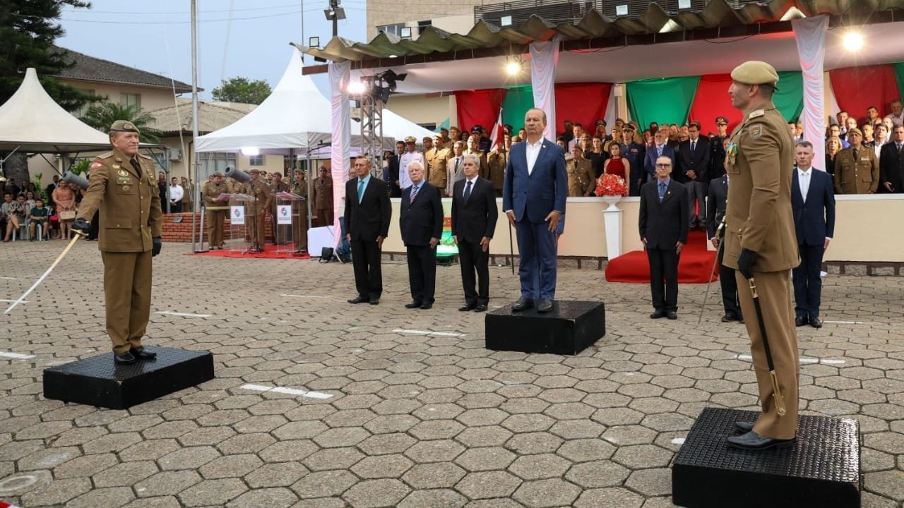 Polícia Militar de Santa Catarina,coronel Emerson Fernandes,governador Jorginho Mello,segurança pública,Florianópolis,APMT,coronel Jofrey Santos Silva,coronel Pelozato,coronel Machado,valorização da tropa,ordem pública