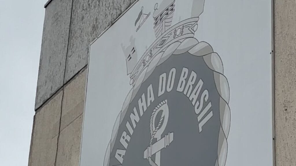 Praças,autorização,infraestrutura urbana,lazer,áreas de contemplação