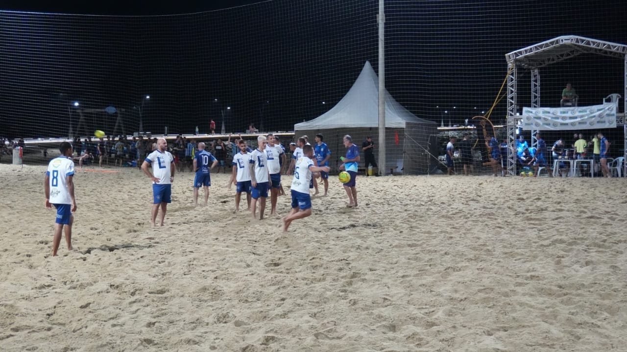 Campeonato Municipal,Beach Soccer,Balneário Piçarras,quartas de final,Livre Masculino,Praça de Acessibilidade,Avenida Getúlio Vargas,Don Luiz FC,Juventus,Soccer Art,Conceição,Lagoa Esporte Clube,Real Charme,OX Empreendimentos,Deportivo Piçarras,Borussia Corinthians