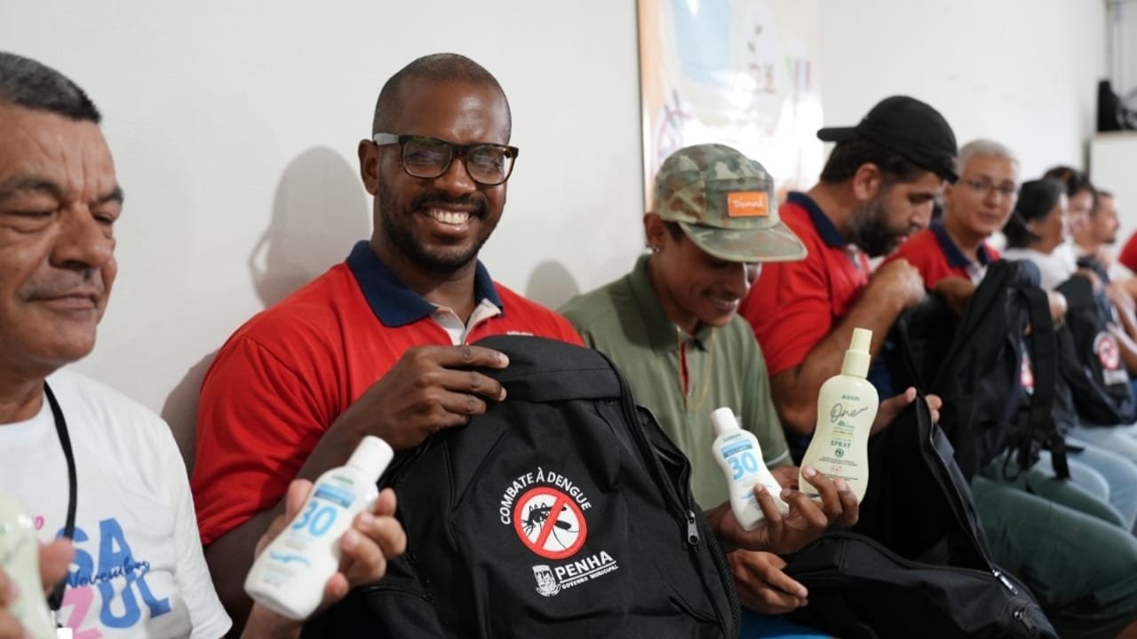 Penha,kits para agentes endêmicos,combate à dengue,mosquito Aedes aegypti,fiscalização,repelente,protetor solar,Prefeitura de Penha,Santa Catarina