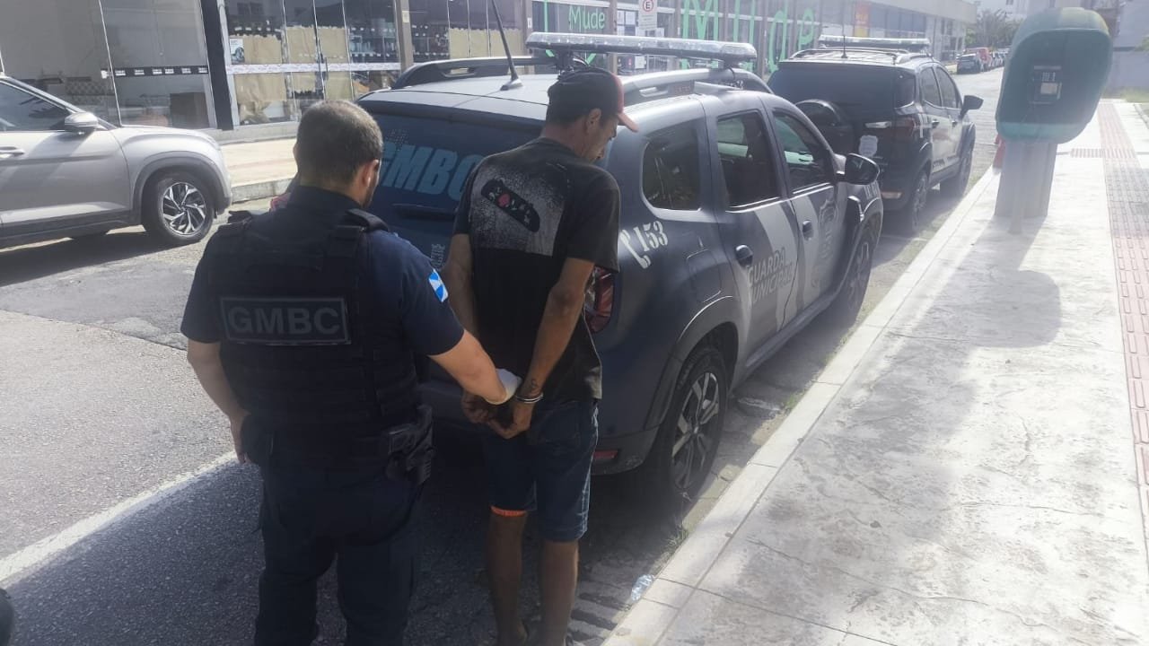 Guarda Municipal,Balneário Camboriú,furto de bicicleta,Rua Jardim da Saudade,Bairro da Barra,Central 153,Central de Plantão Policial