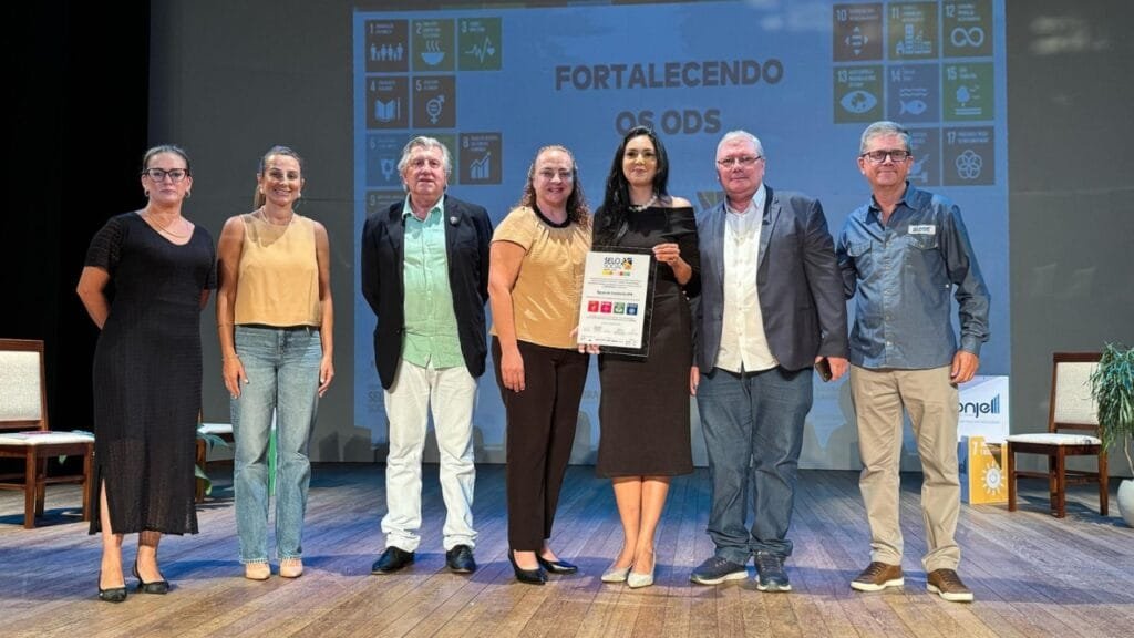 certificação selo social,Águas de Camboriú,sustentabilidade,impacto social,desenvolvimento sustentável,ODS,responsabilidade social,projetos socioambientais,meio ambiente,abastecimento de água,redução das desigualdades,mudança climática,igualdade de gênero,parceria institucional,Agenda 2030