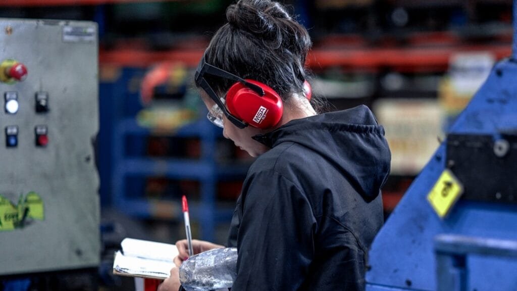 Santa Catarina,indústria,mercado de trabalho,IBGE,Fiesc,Prodec,Jorginho Mello,Silvio Dreveck,exportações,competitividade,setor têxtil,alimentos e bebidas