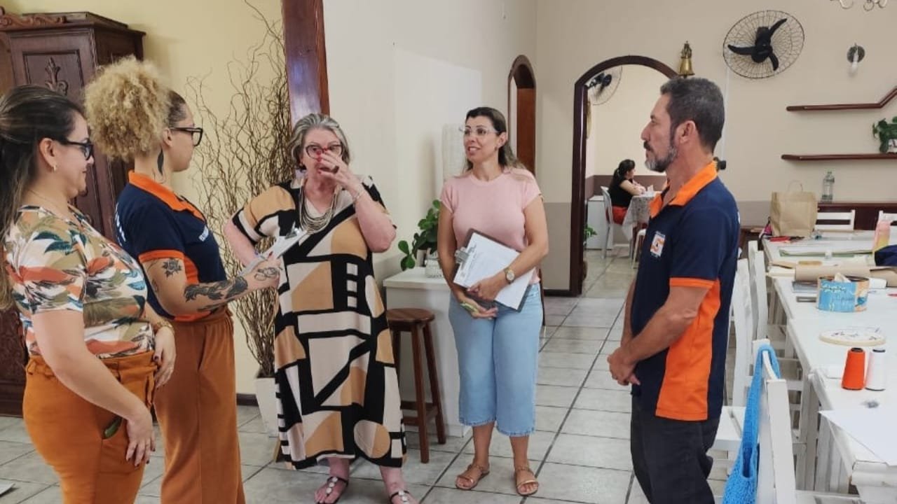 Defesa Civil de Itajaí,abrigos,emergência,mapeamento,cadastramento,INIS,Secretaria de Assistência Social,animais,gestão interna,alimentação,atendimento,capacidade,resgate,crise,suporte,eficiência