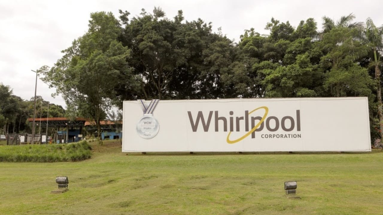 Whirlpool,Feirão de Empregos,PCDs,Joinville,Operador de Produção,RH Brasil,Brastemp,Consul,KitchenAid,programa de assiduidade,benefícios,inclusão,Wellhub,Grêmio Whirlpool,Compra Certa