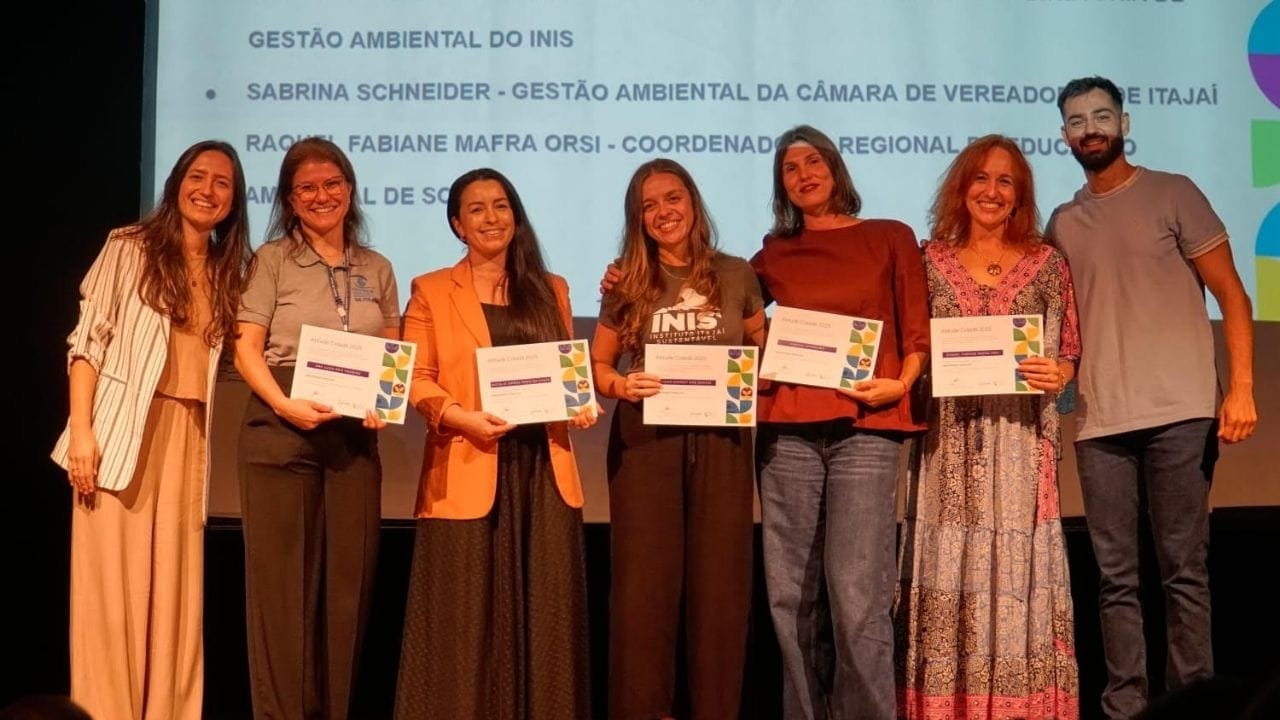 Natália da Costa Semasa,Atitude Cidadã 2025,Movimento Lixo Zero,servidores públicos sustentáveis,Itajaí SC,projetos ODS Itajaí,sustentabilidade urbana,ações socioambientais Semasa,Juntos Pelo Rio,Marejada sustentabilidade,Ocean Race Brasil.