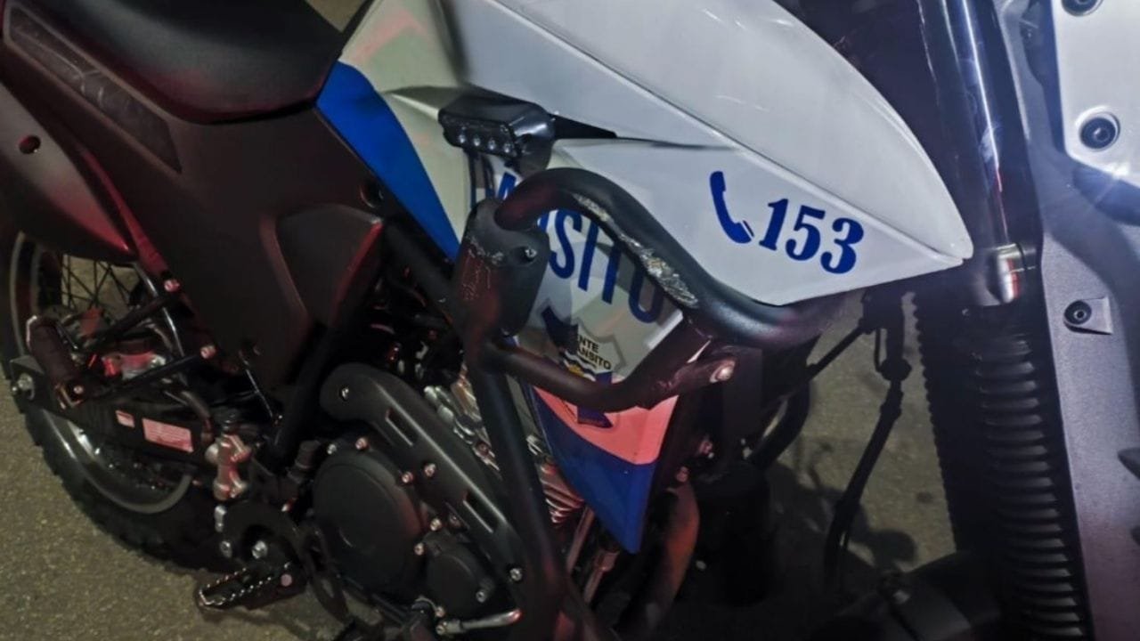 Honda Biz sem capacete,prisão por embriaguez,condutor agressivo,acidente trânsito BC,Guarda Municipal BC,CPP Balneário Camboriú,multas de trânsito,risco no trânsito,fiscalização de trânsito,crimes de resistência