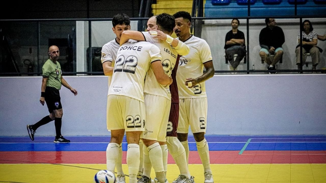 Yeesco Futsal,Campeonato Brasileiro de Futsal,estreia em casa,jogo em Itapema,futsal ao vivo,Estrela do Norte,time catarinense,transmissão CBFS,Vasco da Gama futsal,vitória no futsal,tabela do campeonato,ginásio poliesportivo,torcida de Itapema,campeonato catarinense de futsal,futsal nacional