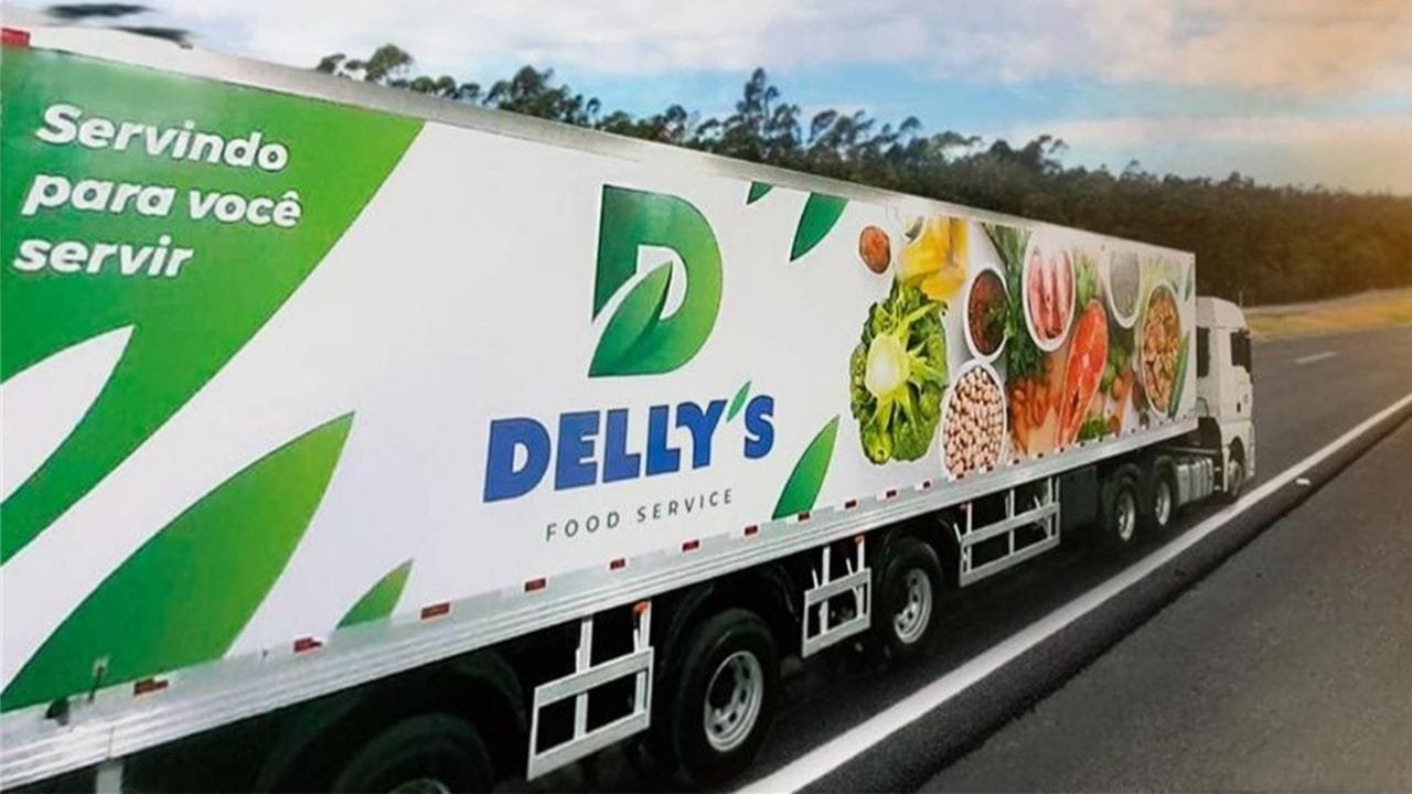 Delly’s,food service,distribuição de alimentos,Ranking ABAD 2025,NielsenIQ,atacadistas e distribuidores,logística eficiente,crescimento no setor,Jaraguá do Sul,Santa Catarina,centros de distribuição,cross-docking,frota própria,entregas diárias,inovação logística