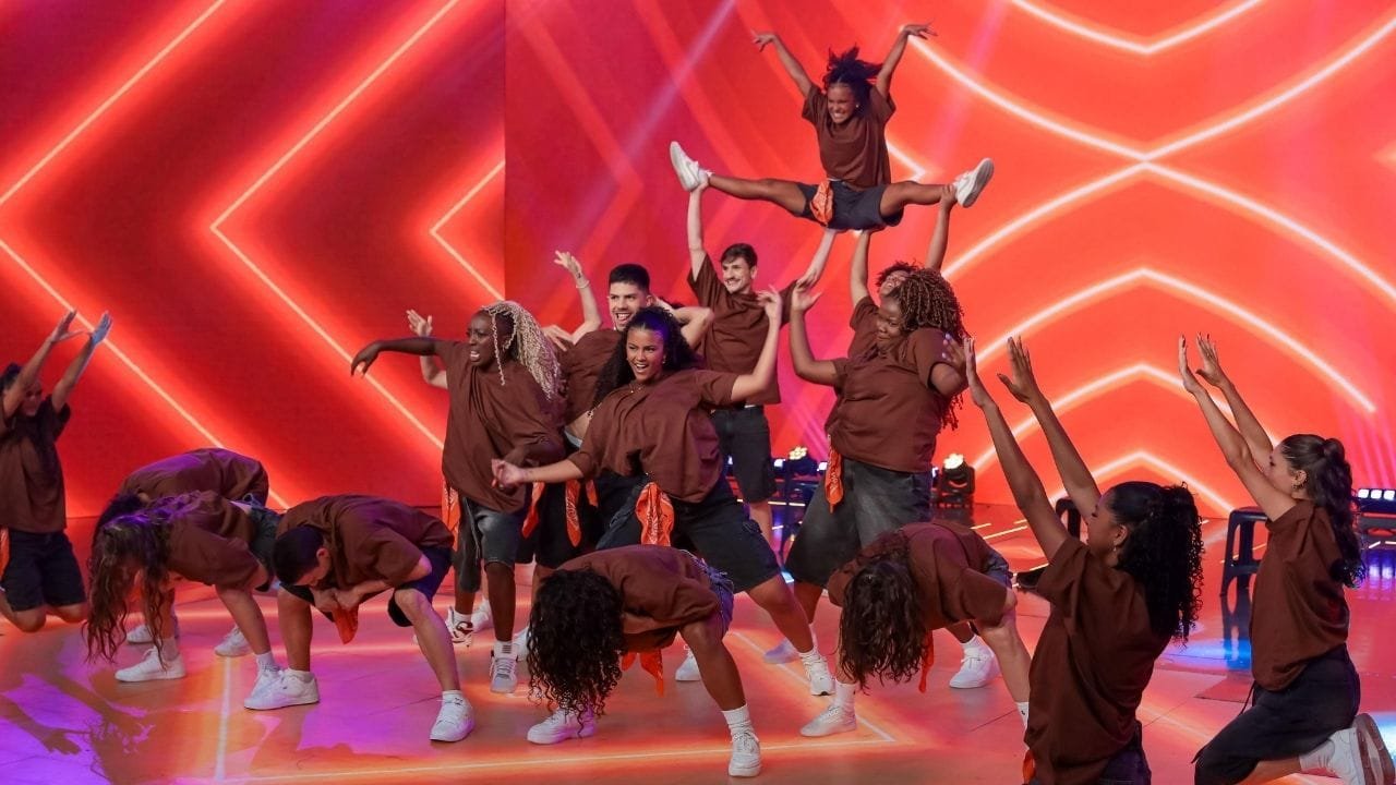 dança urbana,espetáculo em Itajaí,Jordan Dance School,hip hop internacional,ballet em Itajaí,Alisson Jordan,Mundial de Hip Hop,cultura em Santa Catarina