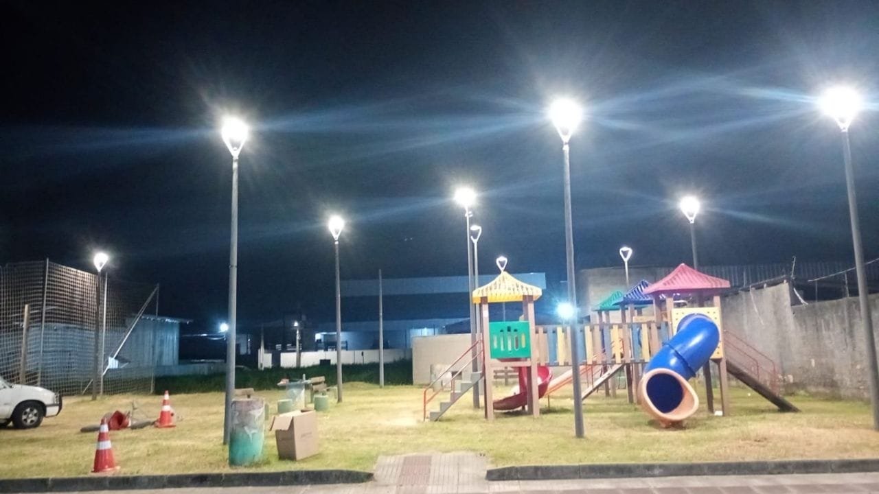 luminárias LED Itajaí,modernização iluminação pública,segurança noturna Itajaí,concessionária QLuz Itajaí,manutenção iluminação pública,furtos cabos iluminação,praças de Itajaí,iluminação eficiente,LED em praças,iluminação sustentável,pontos de luz Itajaí,combate vandalismo iluminação,aplicativo QLuz Itajaí,reclamação iluminação pública,telefone manutenção iluminação