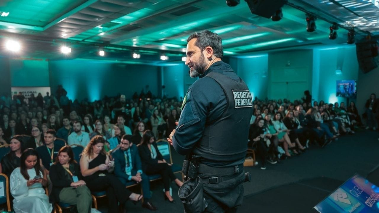 Global Trade Summit,evento de comércio exterior,comércio exterior Brasil,reforma tributária comércio exterior,nova legislação aduaneira,Receita Federal e fiscalização,Portal Único Aduaneiro,Congresso Comércio Exterior 2025