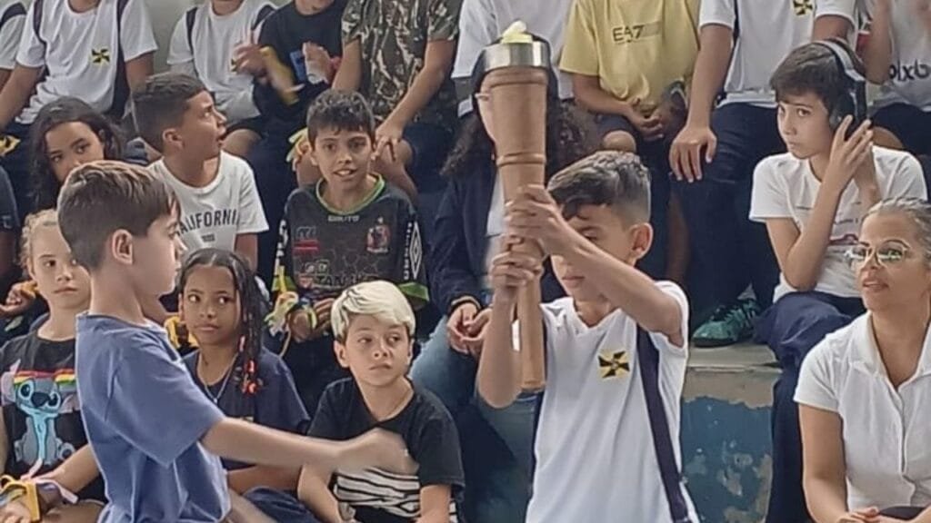 Jogos Escolares Inês Cristofolini,integração escolar,espírito esportivo,prática esportiva,inclusão social,trabalho em equipe,modalidades esportivas,vôlei adaptado,basquete escolar,tênis de mesa,mini atletismo,atividades motoras,grêmio estudantil,organização esportiva,educação física