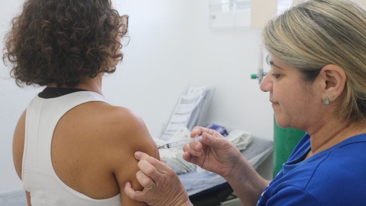 vacinação contra dengue Porto Belo,crianças e adolescentes 10 a 16 anos,dengue SC,vacina dengue Ministério da Saúde,combate ao Aedes aegypti