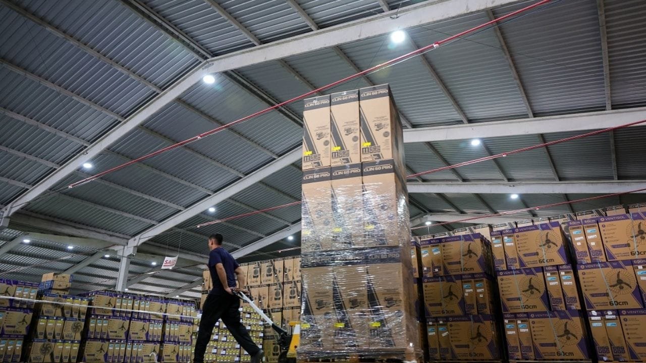 vagas de emprego,Santa Catarina vagas,empregos Sine,oportunidades de trabalho,economia SC,mercado de trabalho,vagas PCD,emprego sem experiência,feirão de empregos SC,Sine vagas abertas,trabalho em SC,Portal Emprega Brasil,vagas nas cidades SC,crescimento econômico,Silvio Dreveck