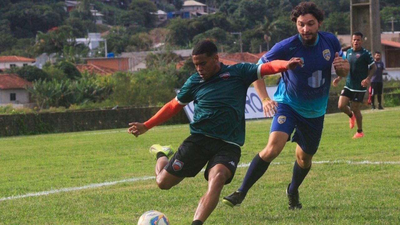 Camboriú FC,Campeonato Catarinense Série B,pré-temporada Camboriú,Jaílson Zatta,elenco Camboriú FC 2025,jogo-treino Camboriú,CT Emília Mendes Rodrigues,estreia Camboriú na Série B,acesso à Série A Catarinense