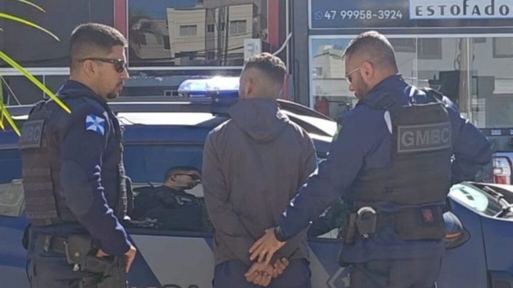 explosão em casa,prisão Balneário Camboriú,bomba caseira