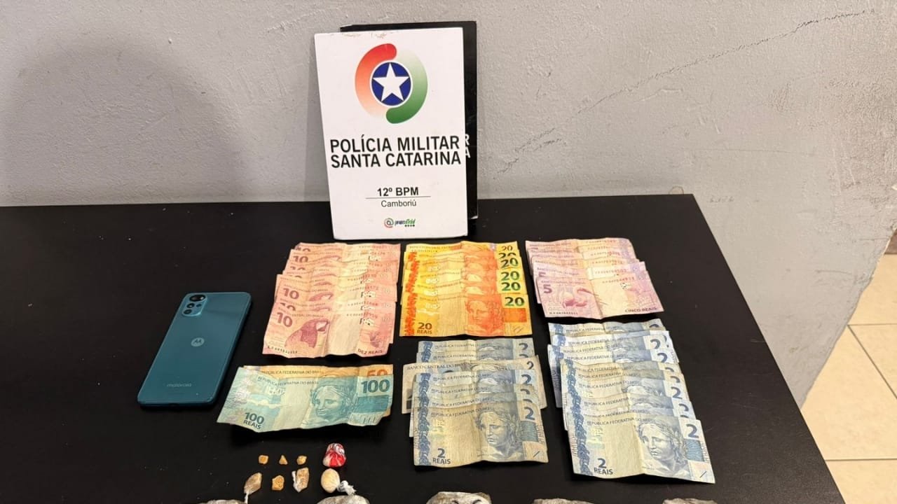 tráfico de drogas Camboriú,preso com maconha SC,polícia militar Camboriú,drogas fracionadas Camboriú,entorpecente apreendido SC