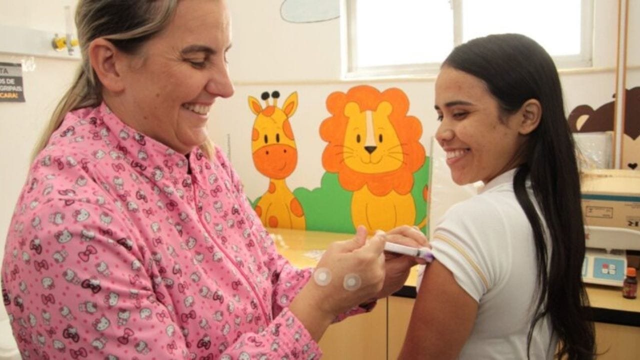 ação de vacinação Porto Escalvado,UBS vacinação,imunização Influenza,caderneta de vacinação atualizada,vacinação gratuita SC,Síndrome Respiratória Aguda Grave,vacinação covid-19,vacina dengue,vacinação hepatite B,campanha saúde pública,vacinação poliomielite,prevenção doenças respiratórias,vacinação HPV,Secretaria de Saúde Navegantes,vacinação tétano