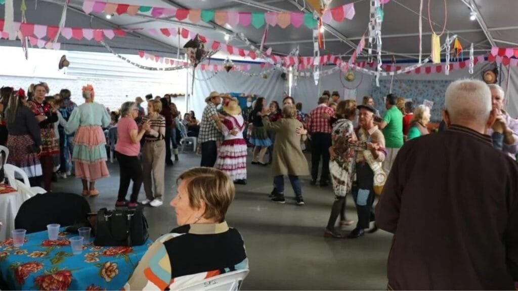 festa junina Balneário Camboriú,evento para idosos,Arraiá 60+