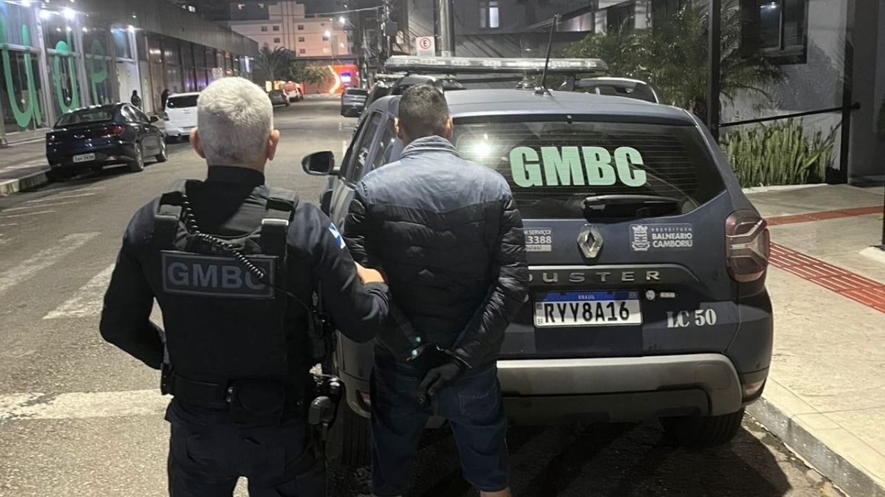 Guarda Municipal Balneário Camboriú,motonetas furtadas recuperadas,receptação veículos,segurança Balneário Camboriú