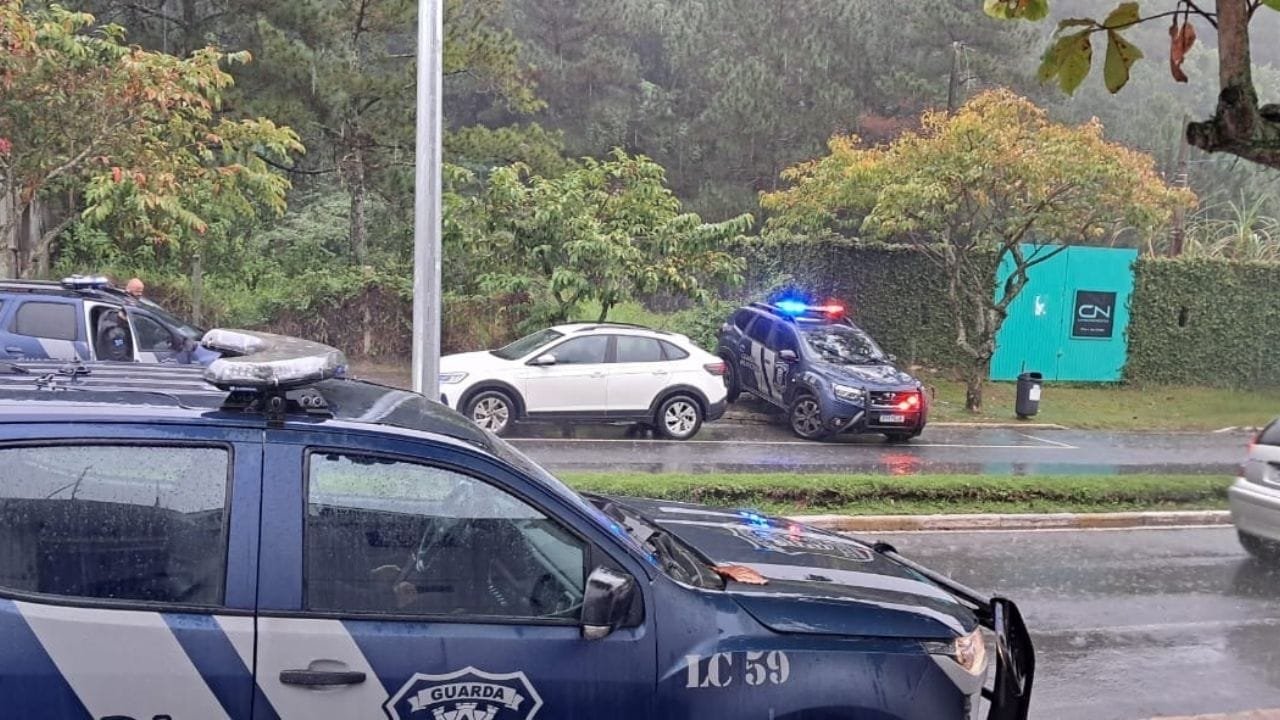 veículo furtado,Guarda Municipal Balneário Camboriú,Praia dos Amores,prisão,CPP,VW Nivus