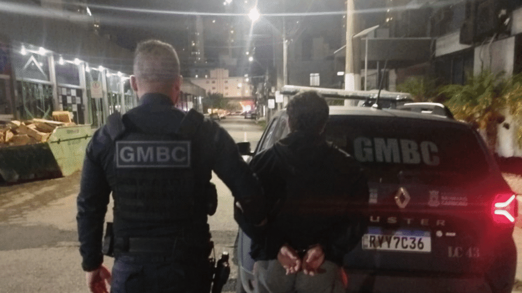 prisão por desacato Balneário Camboriú,Guarda Municipal UPA das Nações,homem preso desacato vigia,segurança pública SC,ocorrências em Balneário Camboriú