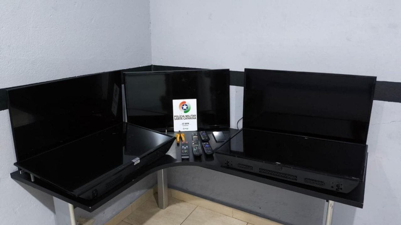 furto pousada Camboriú,Polícia Militar prisão,flagrante 11 de julho