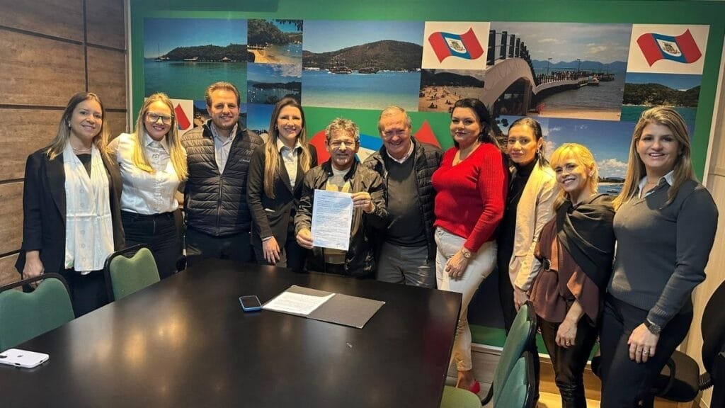 Projeto Cooperativa Escolar Porto Belo,Sicredi educação financeira,parceria Porto Belo Sicredi