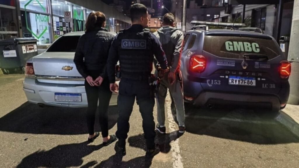 receptação,carro furtado Balneário Camboriú,Guarda Municipal,prisão casal,furto de veículos Balneário Camboriú
