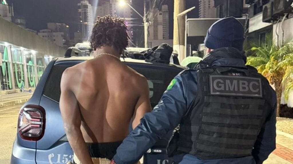 agressão mulher BC,prisão violência doméstica,Balneário Camboriú,Agentes de Trânsito,Guarda Municipal