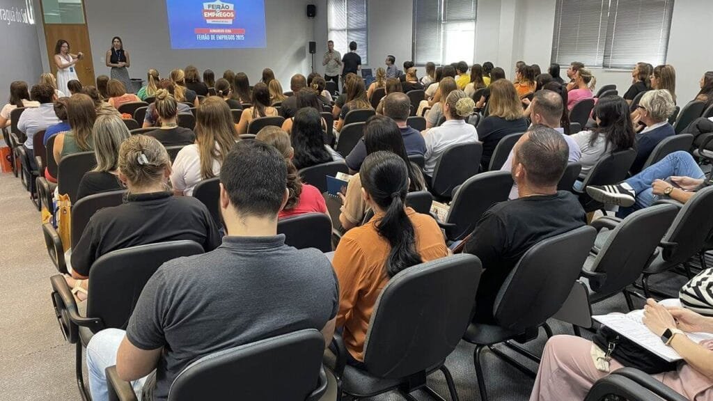 feira de emprego Jaraguá do Sul,vagas Anhanguera,Feira de Empregabilidade 2025,oportunidades de estágio,processo seletivo Jaraguá