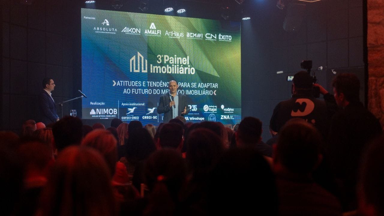 Painel Imobiliário Itajaí,evento NIMOB 2025,mercado imobiliário SC,Dia do Corretor Itajaí,networking corretores