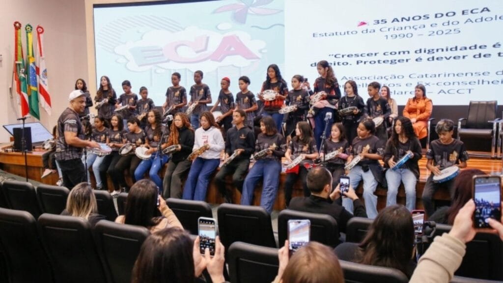 Estatuto da Criança e do Adolescente,conselhos tutelares SC,proteção infantil,Marambolê Florianópolis,direitos da criança e do adolescente