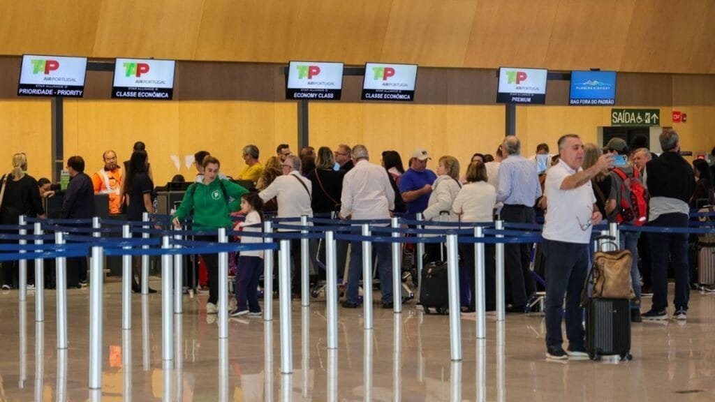 movimento aéreo SC,passageiros internacionais,Aeroporto de Florianópolis