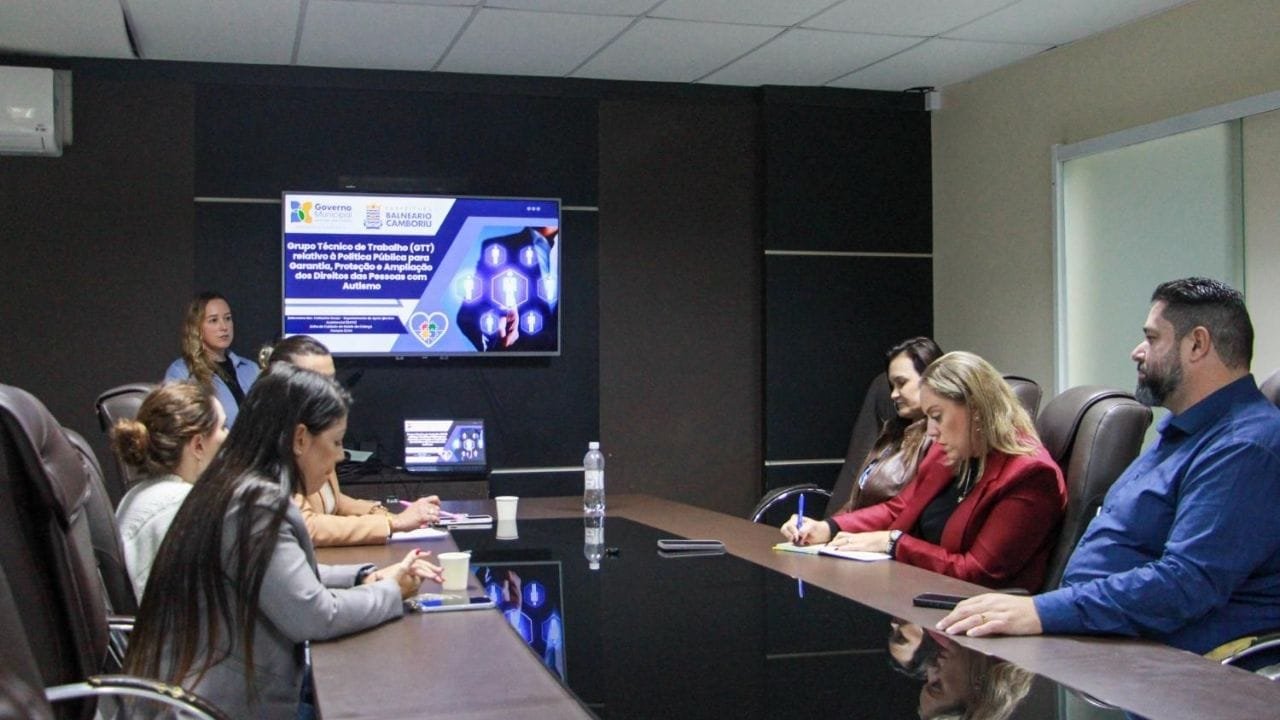 comissão pessoa com deficiência,políticas autismo Balneário Camboriú,GTT saúde TEA