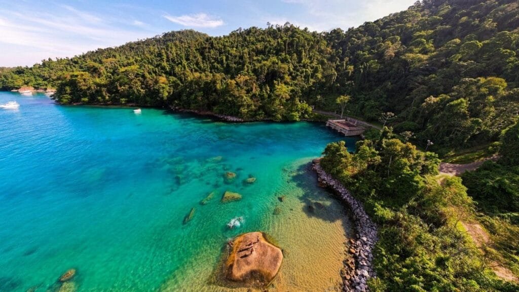 capacitação turismo SC,programa Novas Rotas Embratur,descentralização do turismo brasileiro,inteligência de dados turísticos,sustentabilidade no trade,Costa Verde Mar Balneário Camboriú