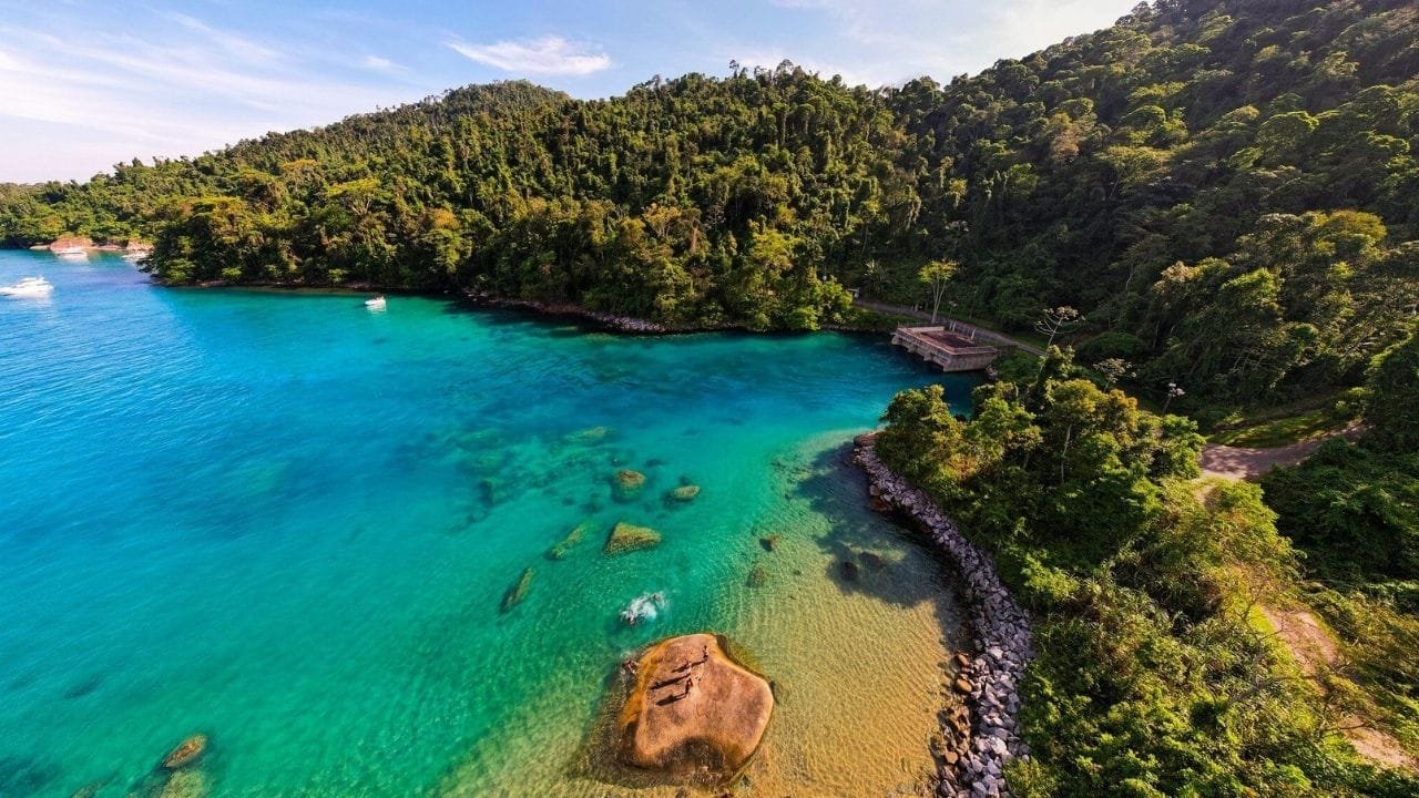 capacitação turismo SC,programa Novas Rotas Embratur,descentralização do turismo brasileiro,inteligência de dados turísticos,sustentabilidade no trade,Costa Verde Mar Balneário Camboriú