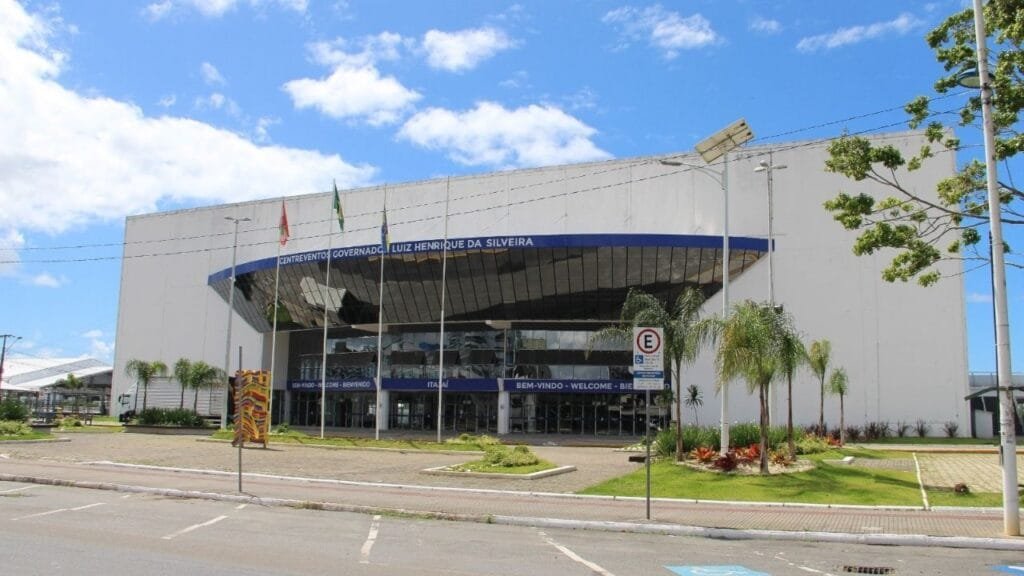 Feira de Negócios Itajaí,palestra Sebrae,capacitação empreendedores,Feira ACII 2025,Sebrae Itajaí